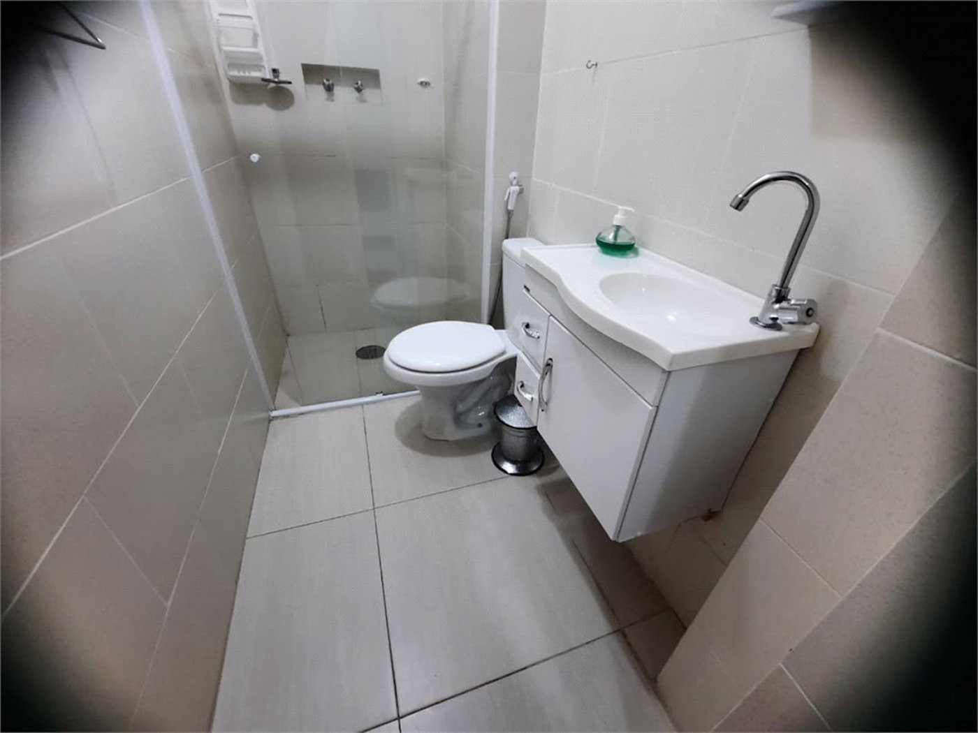 Apartamento com 4 dormitórios à venda, 122 m² por R$ 850.000,00 - Pitangueiras - Guarujá/SP