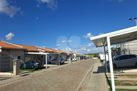 Casa à venda com 2 quartos no condomínio Villagio Allegro, Itapetininga - SP