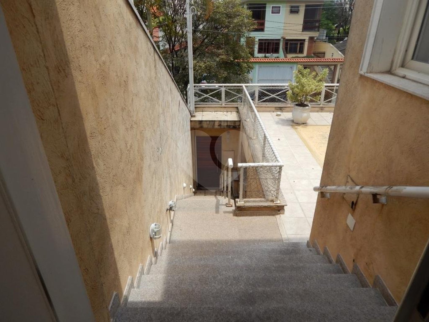 Sobrado à venda com 5 suítes em Jardim Londrina, São Paulo, SP