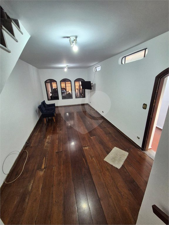 Sobrado à venda com 3 quartos, sendo 1 suíte, em Vila São Francisco, São Paulo, SP