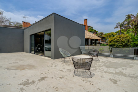 Casa à venda com 3 suítes em Alto da Boa Vista, São Paulo, SP