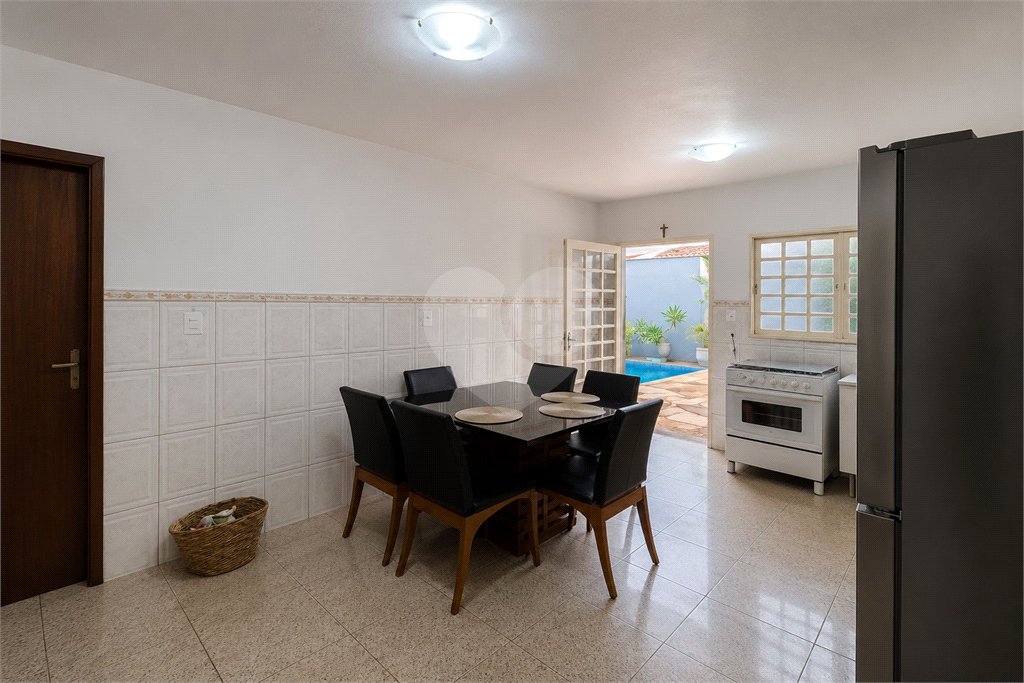 Casa à venda com 3 quartos, sendo 1 suíte,  no Centro, Itapetininga, SP