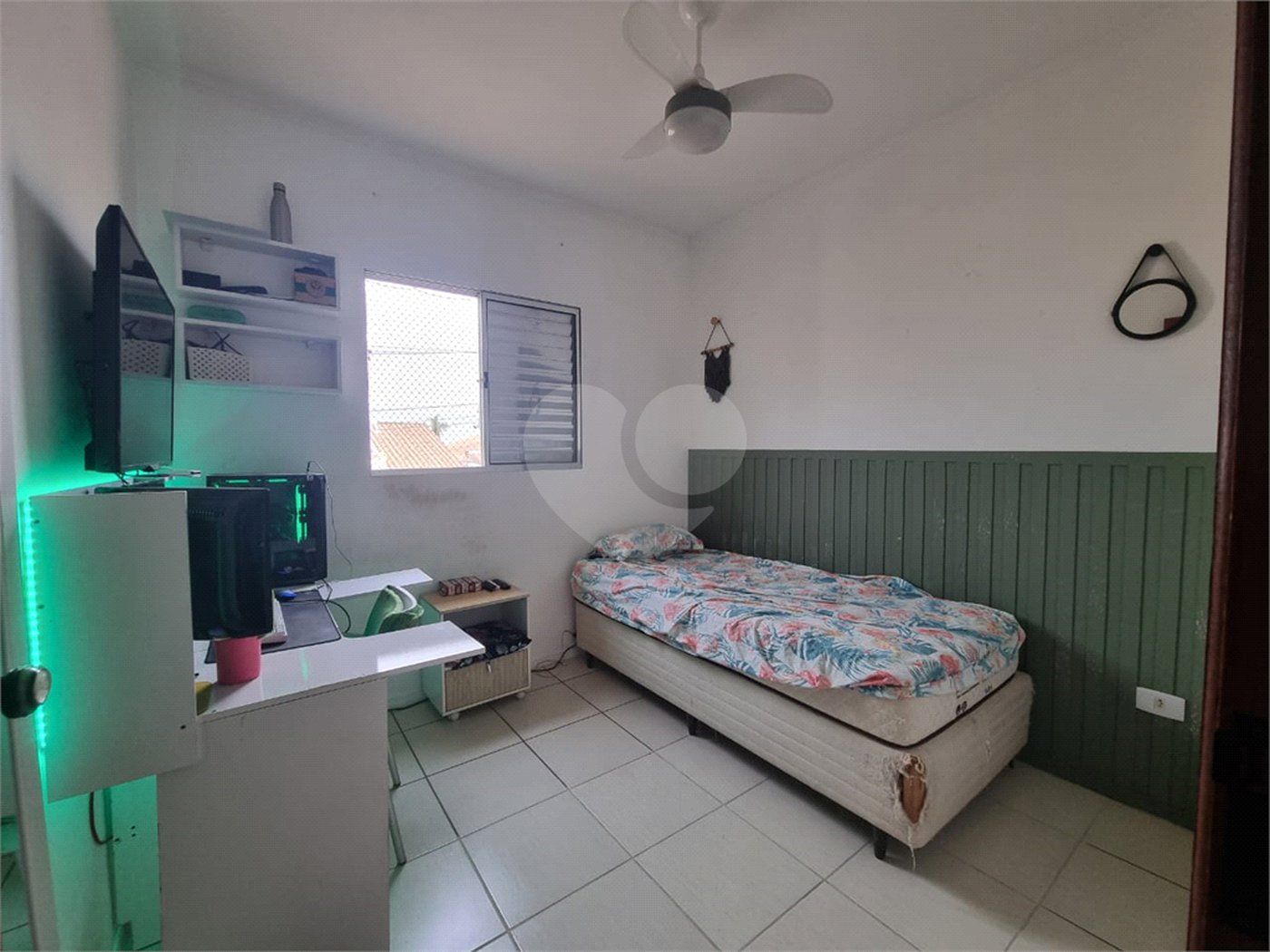 Casa à venda com 3 quartos, sendo 1 suíte,  no condomínio Bella Vista, Sorocaba - SP