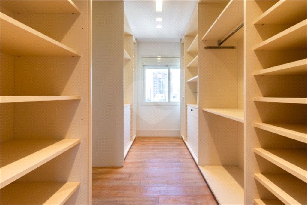 Apartamento à venda com 2 suítes em Itaim Bibi, São Paulo, SP