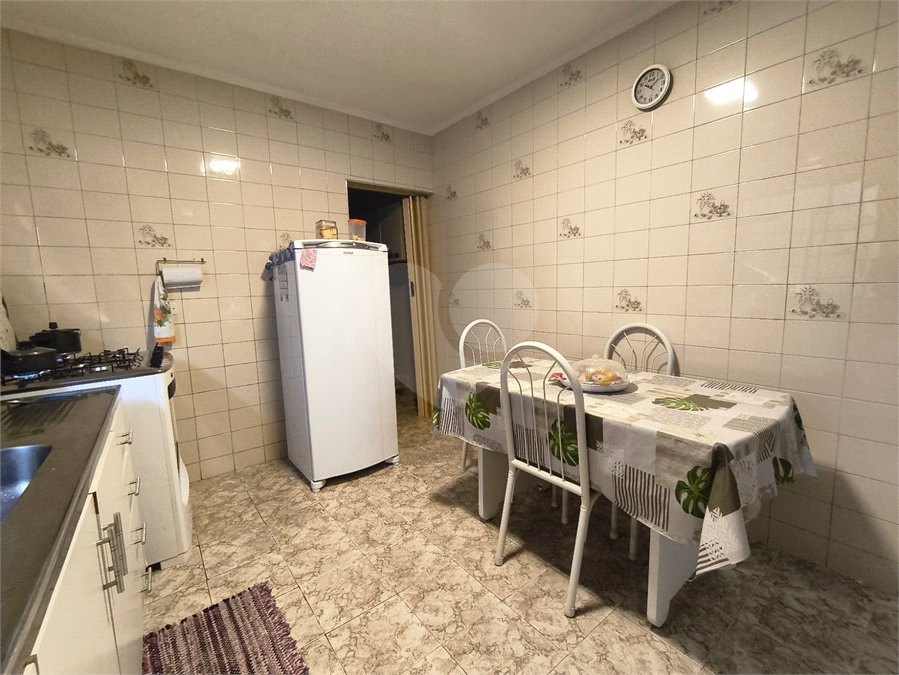 Sobrado à venda com 3 quartos no Brasilândia, São Paulo, SP