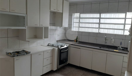 Sobrado à venda ou para alugar com 3 quartos, sendo 1 suíte, em Vila Paulista, São Paulo, SP