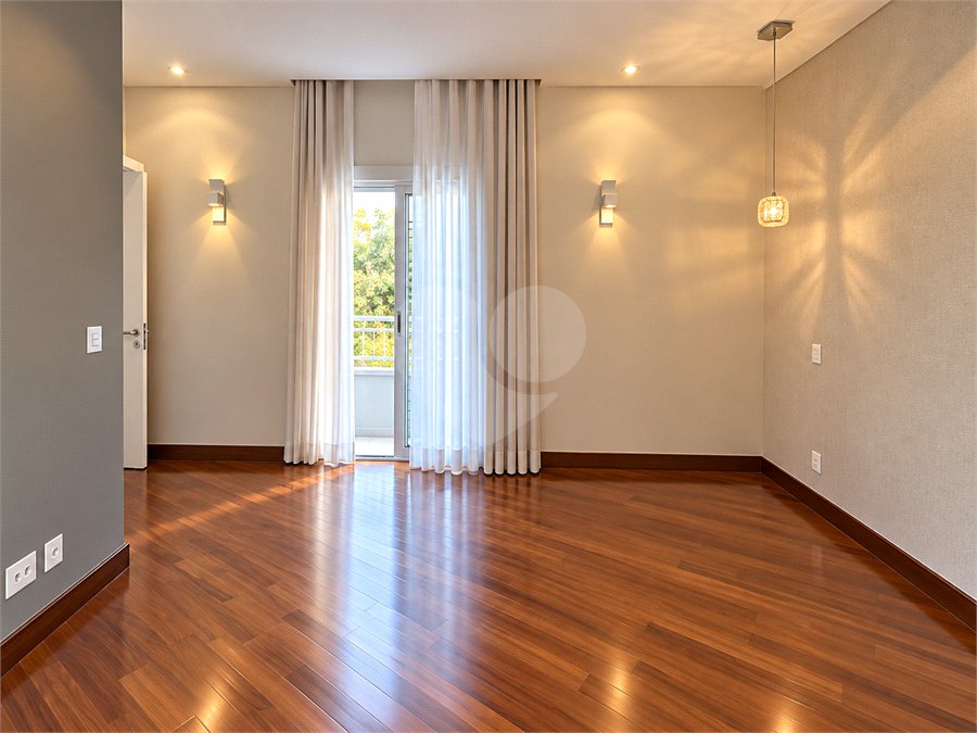 Casa à venda com 4 suítes no condomínio Swiss Park, São Bernardo do Campo - SP