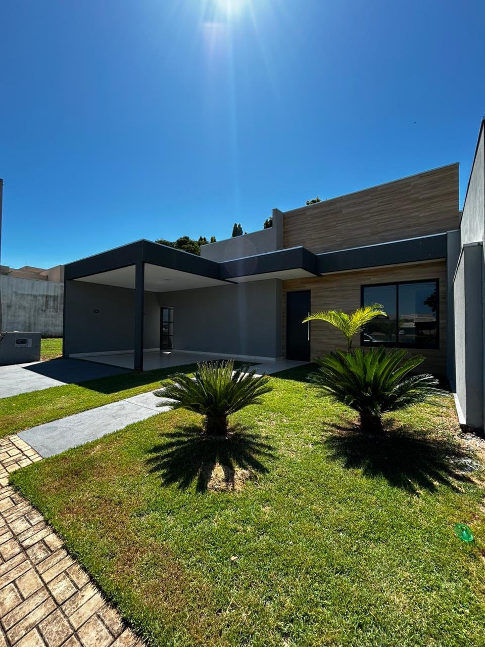 Casa à venda com 3 quartos, sendo 1 suíte,  em Três Lagoas, MS