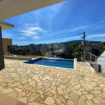 Casa à venda com 3 suítes no condomínio Santa Isabel I, Louveira - SP