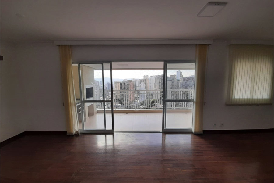 Apartamento à venda com 3 quartos, sendo 1 suíte, em Santana, São Paulo, SP