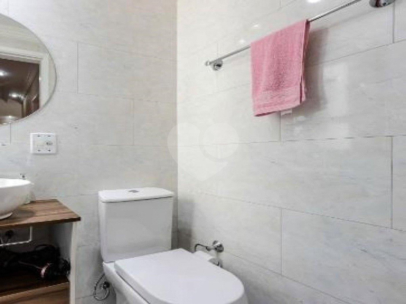 Apartamento à venda com 3 quartos, sendo 1 suíte,  em Jardim Monte Kemel, São Paulo, SP