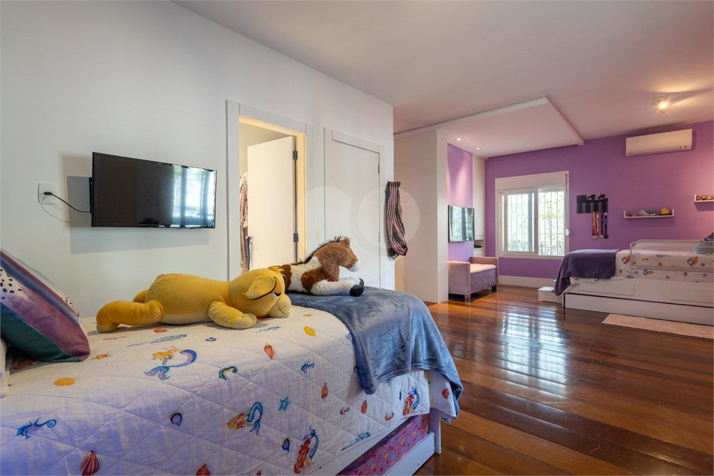Casa à venda com 4 suítes em Jardim Guedala, São Paulo, SP