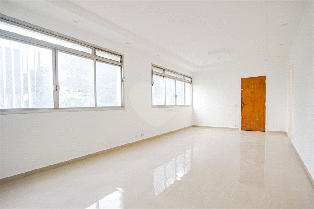 Apartamento à venda ou para alugar com 3 quartos, sendo 1 suíte,  em Pinheiros, São Paulo, SP