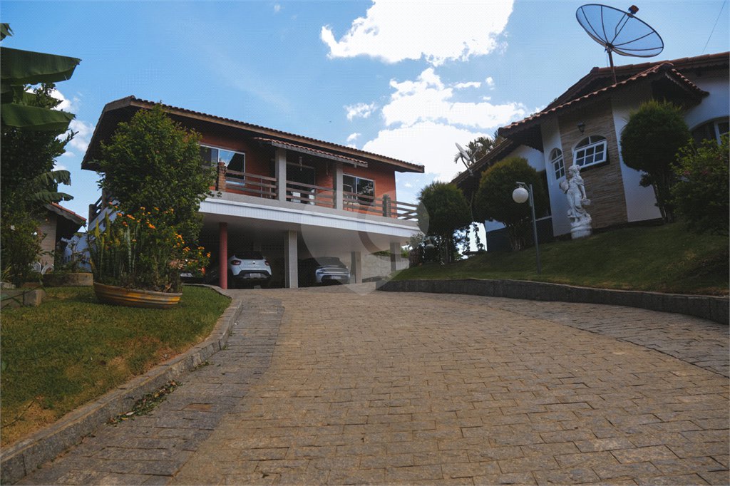 Casa à venda com 3 quartos, sendo 1 suíte, no condomínio Parque da Fazenda, Itatiba - SP