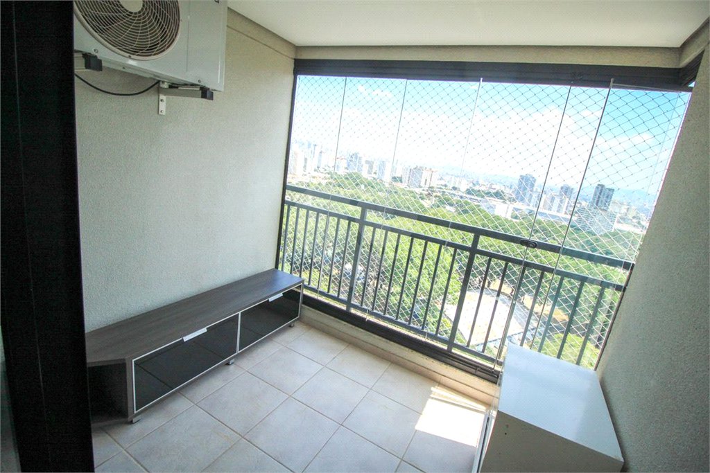 Apartamento à venda com 3 quartos, sendo 1 suíte,  em Mooca, São Paulo, SP