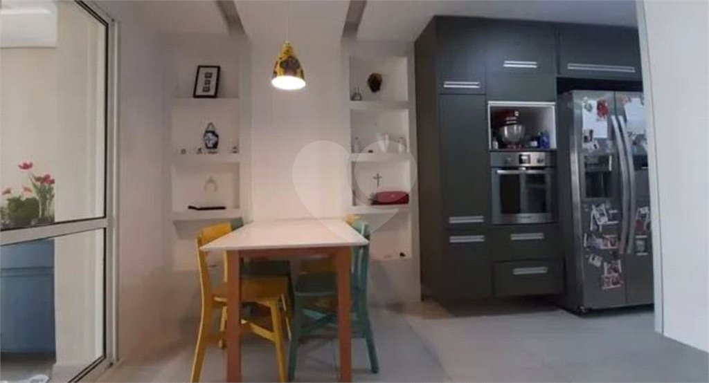 Apartamento à venda com 3 suítes em Parque Residencial Aquarius, São José dos Campos, SP