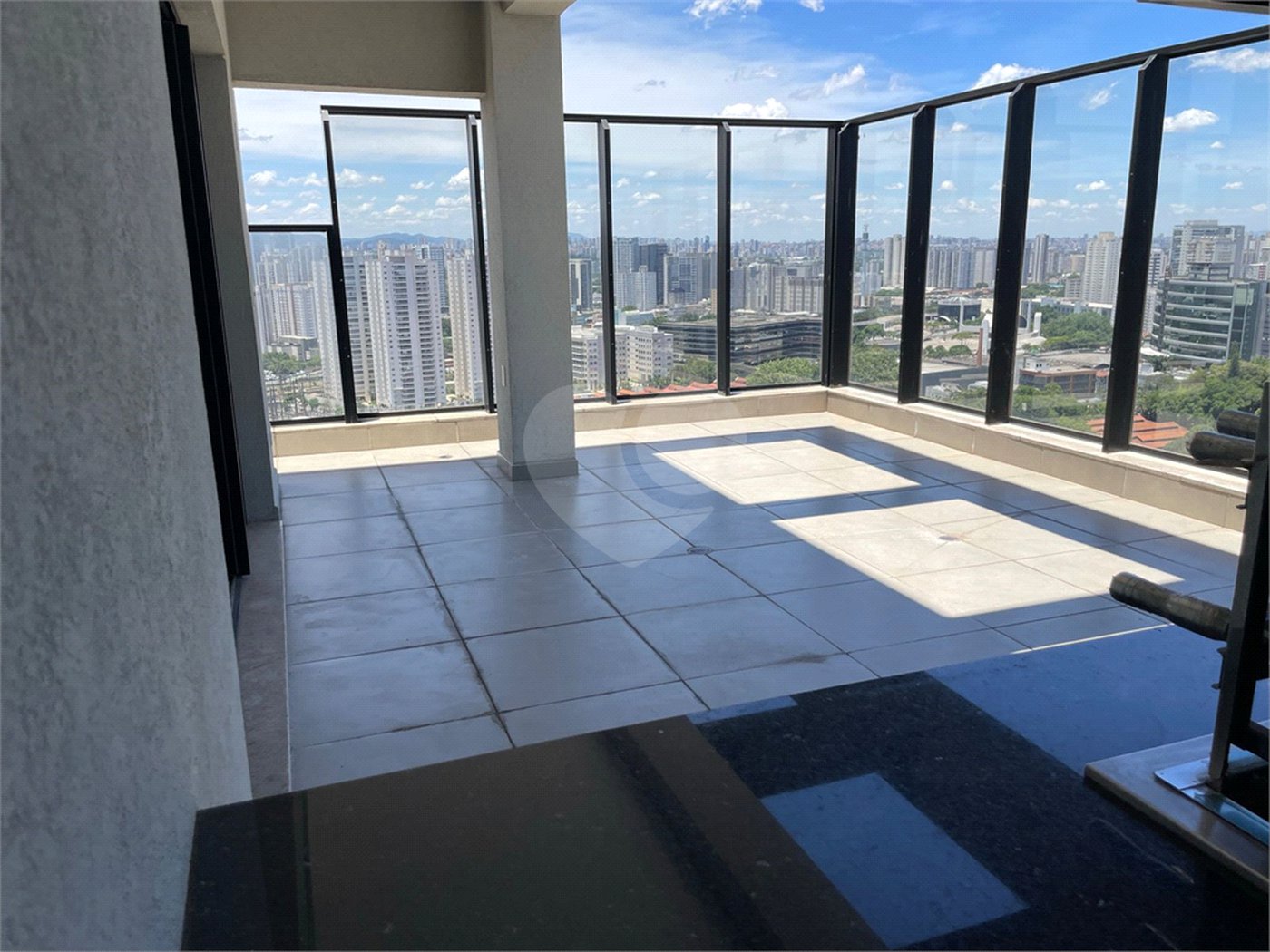 Apartamento à venda com 3 suítes em Água Branca, São Paulo, SP