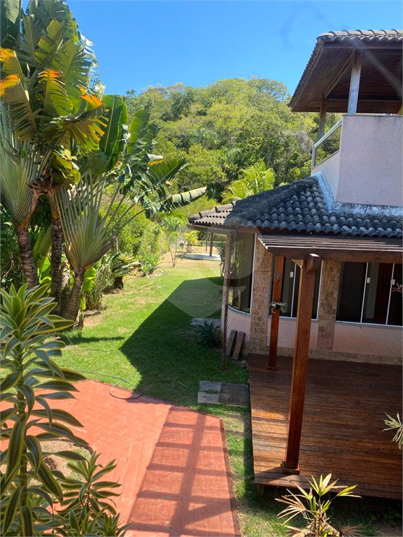 Casa à venda com 4 quartos, sendo 2 suítes, em Ubatiba, Maricá, RJ
