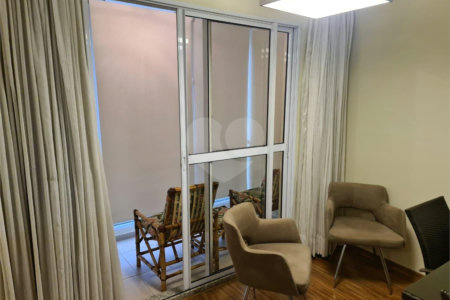 Apartamento à venda com 2 quartos, sendo 1 suíte, em Parque Reboucas, São Paulo, SP