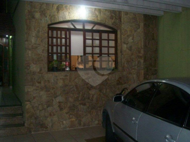 Casa à venda com 3 quartos no condomínio Travessa Sílvio Lazzari,76, São Paulo - SP