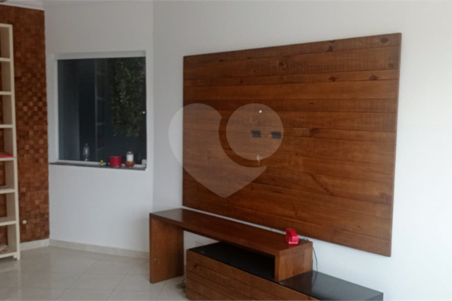 Casa à venda com 3 quartos, sendo 1 suíte, em Vila Aurora (zona Norte), São Paulo, SP