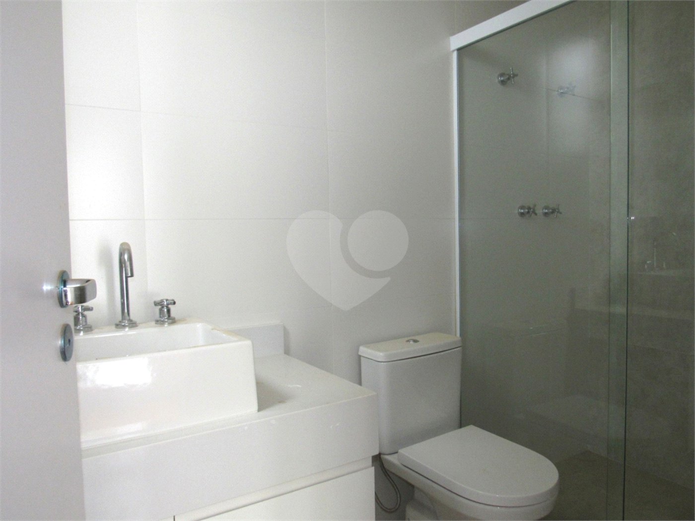 Casa à venda com 4 suítes no condomínio Premiere, São Paulo - SP