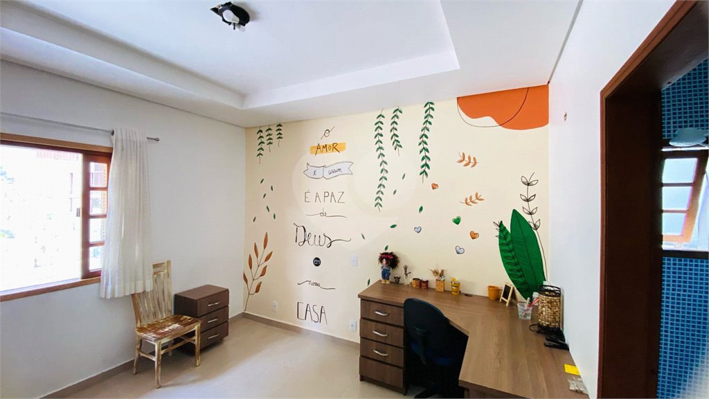 Casa à venda com 3 suítes em Dos Finco, São Bernardo do Campo, SP