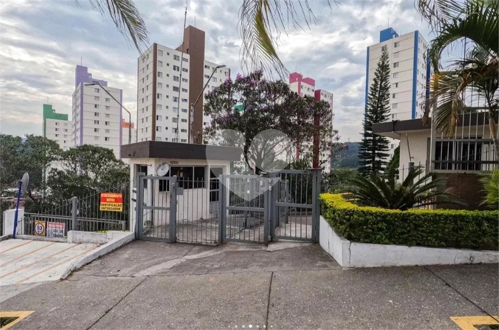 Apartamento à venda com 2 quartos em Jardim Peri, São Paulo, SP