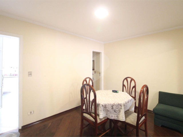 Sobrado à venda com 3 quartos, sendo 1 suíte,  em Jardim Prudência, São Paulo, SP