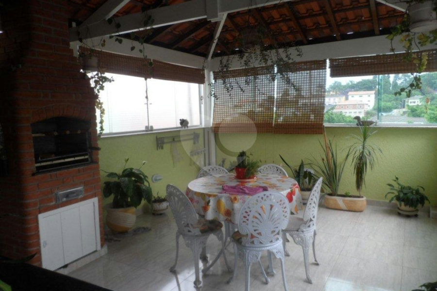 Sobrado à venda com 3 quartos, sendo 1 suíte, em Jardim Virginia Bianca, São Paulo, SP