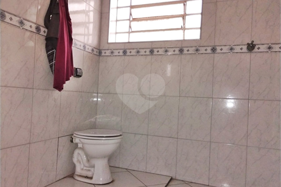 Sobrado à venda com 2 quartos em Vila Nivi, São Paulo, SP
