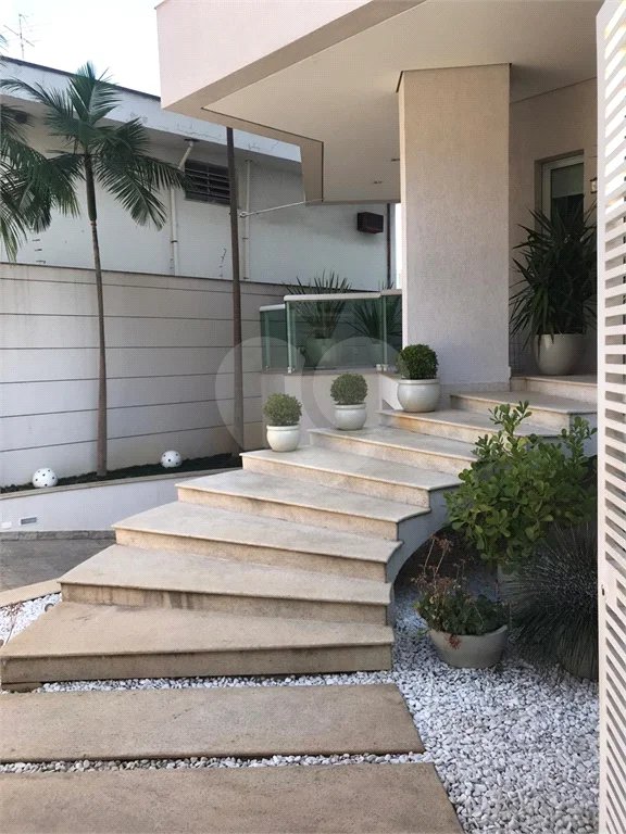 Casa à venda com 5 suítes em Jardim São Bento, São Paulo, SP
