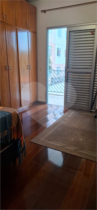 Sobrado à venda com 3 quartos, sendo 1 suíte,  em Jardim Ana Maria, São Paulo, SP