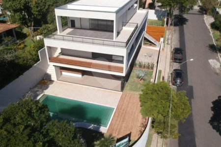 Casa à venda com 4 suítes em Jardim Itaperi, Atibaia, SP