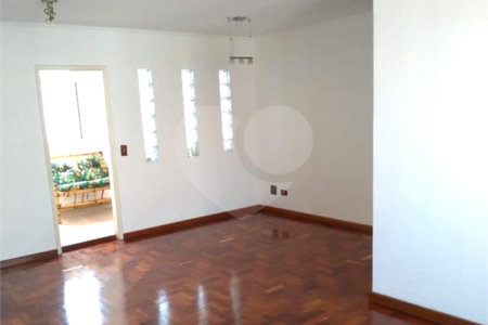 Cobertura à venda com 3 quartos, sendo 1 suíte, em Santa Teresinha, São Paulo, SP