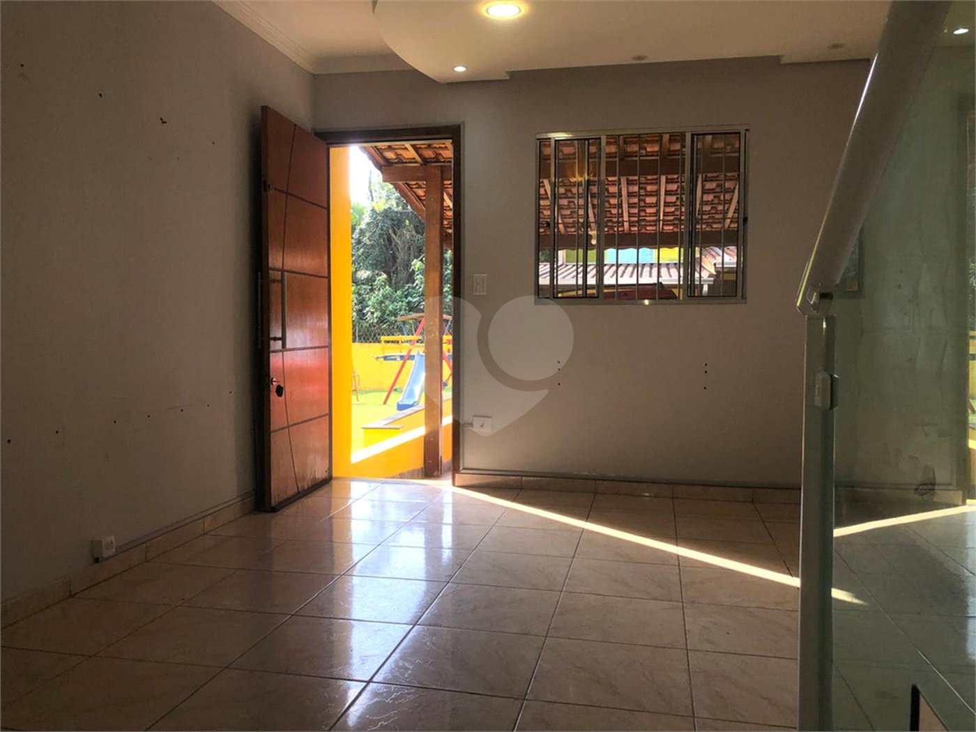 Casa à venda com 2 quartos no condomínio Residencial Armênia, Ferraz de Vasconcelos - SP