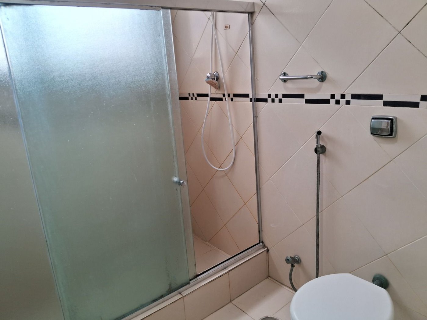 Apartamento com 3 dormitórios à venda, 180 m² por R$ 1.500.000,00 - Gonzaga - Santos/SP