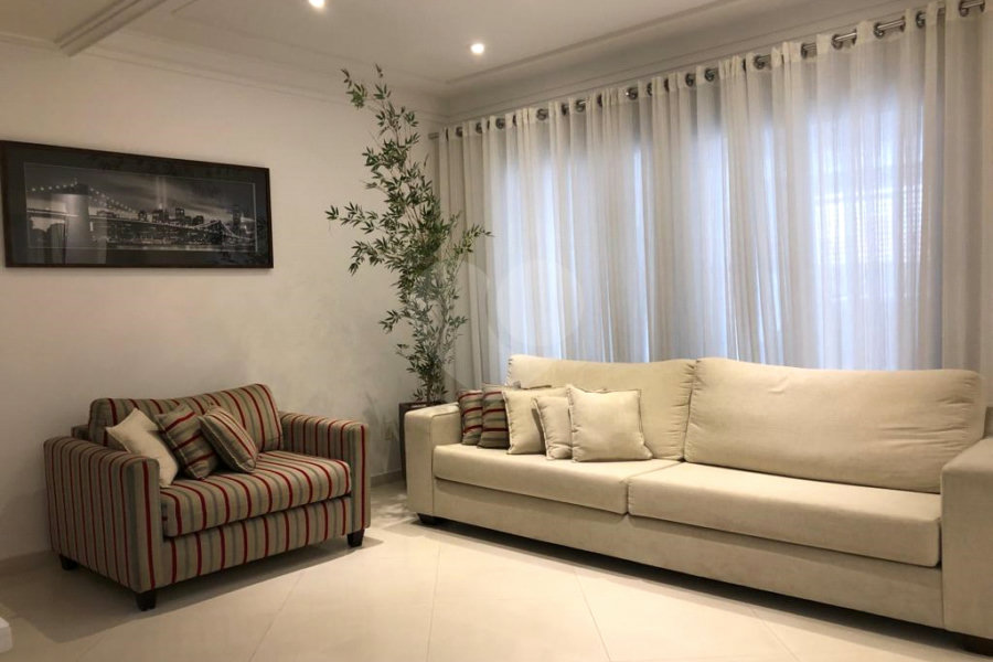 Casa à venda com 3 suítes em Santana, São Paulo, SP