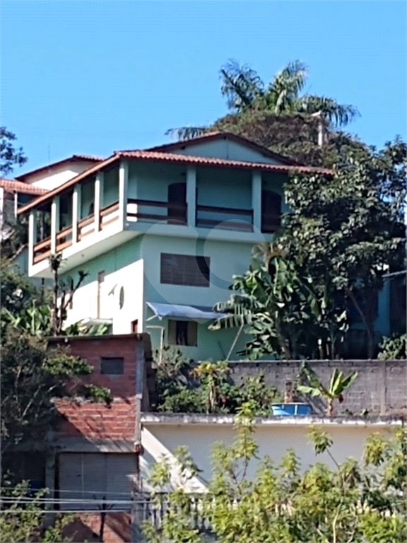 Casa à venda com 4 quartos, sendo 1 suíte, em Serra da Cantareira, Mairiporã, SP