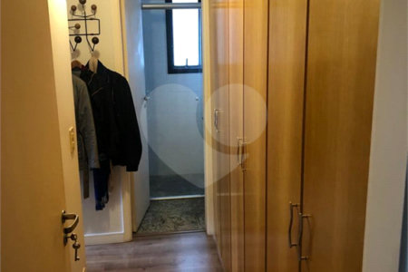 Apartamento à venda com 3 quartos, sendo 2 suítes, em Cerqueira César, São Paulo, SP