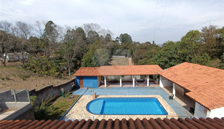 Casa para alugar com 3 suítes em Jardim Rene, São Roque, SP