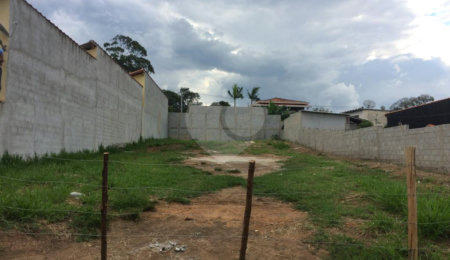 Terreno à venda no Centro, Nazaré Paulista, SP