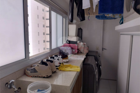 Apartamento à venda com 3 quartos, sendo 1 suíte,  no Centro, São Bernardo do Campo, SP