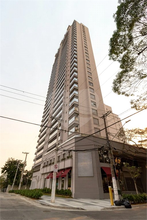 Apartamento à venda com 3 suítes em Brooklin Paulista, São Paulo, SP
