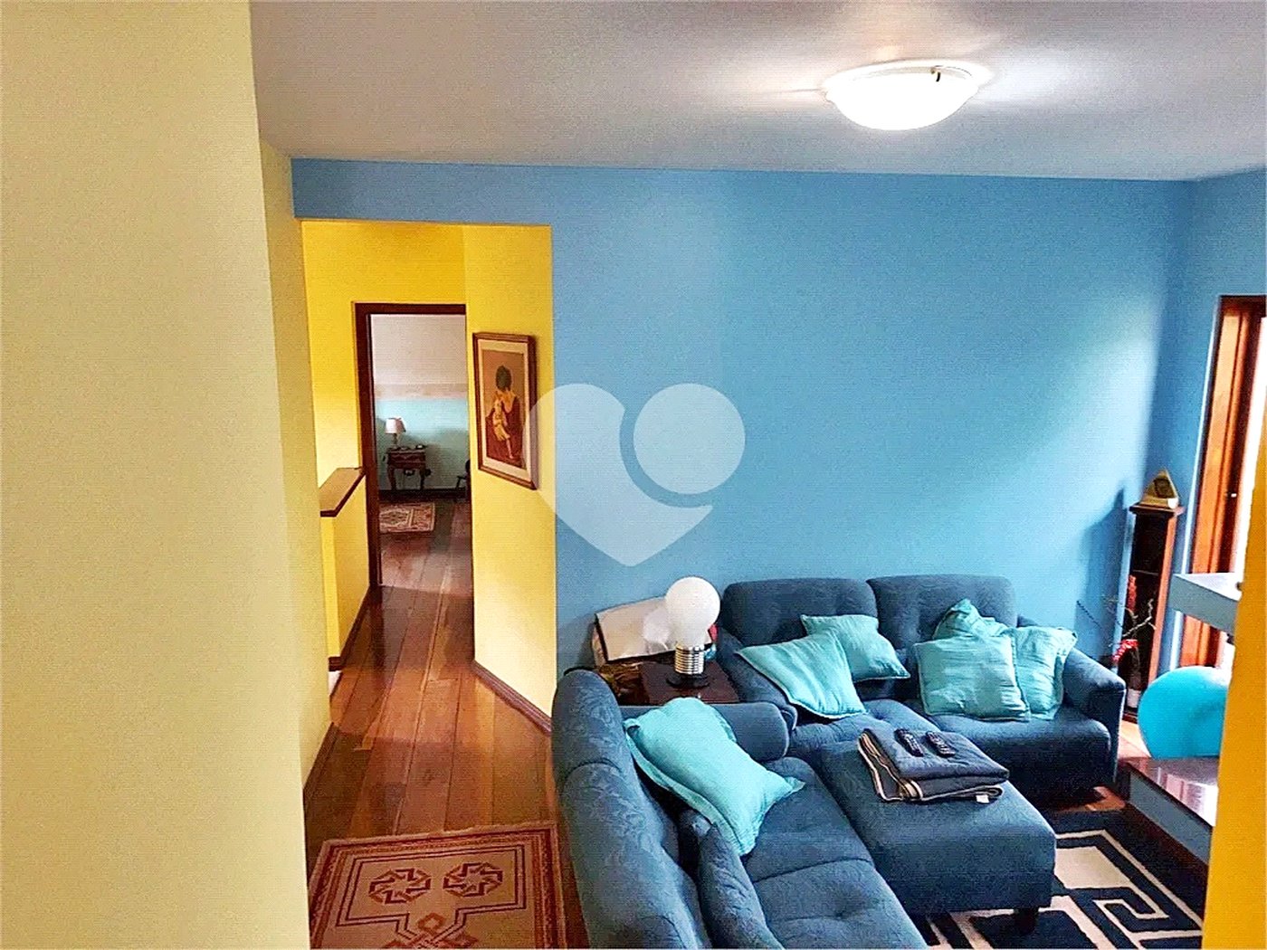 Casa à venda com 4 quartos, sendo 2 suítes, no condomínio Parque Imperial da Cantareira, Mairiporã - SP