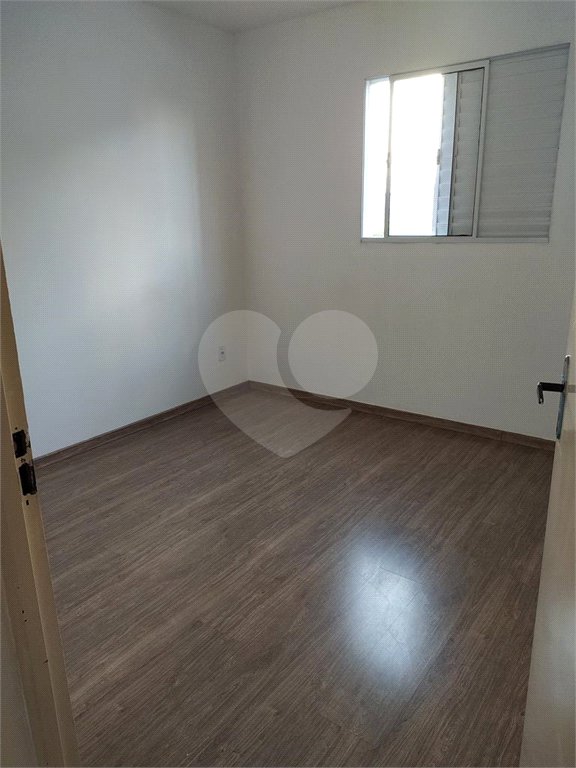 Apartamento à venda com 2 quartos em Lopes de Oliveira, Sorocaba, SP