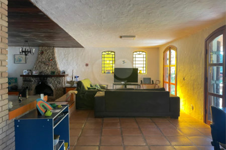 Casa à venda com 4 suítes em Retiro das Fontes, Atibaia, SP