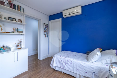 Apartamento à venda com 4 suítes em Vila Mariana, São Paulo, SP