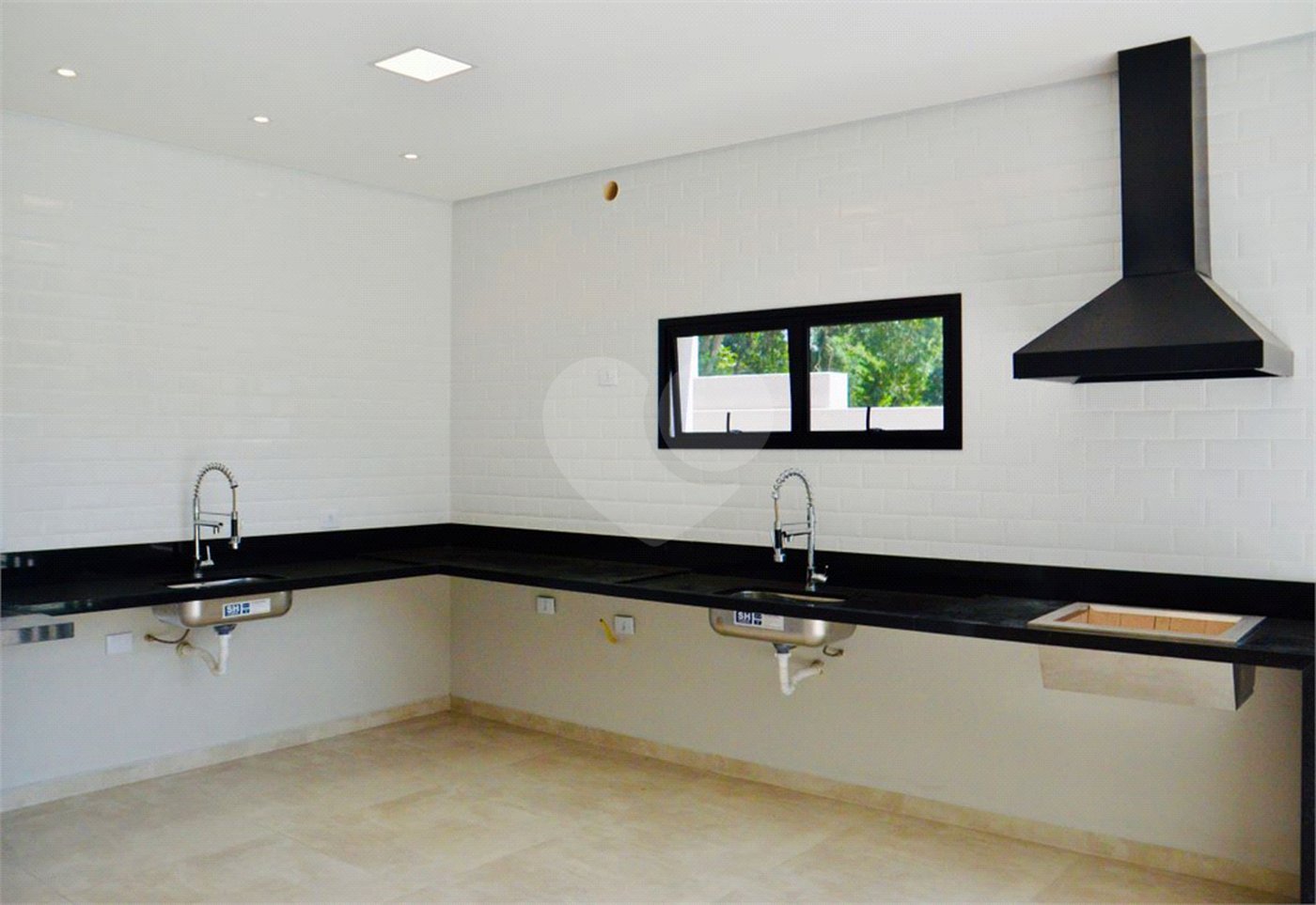 Casa à venda com 3 suítes no condomínio Quintas da Boa Vista, Atibaia - SP
