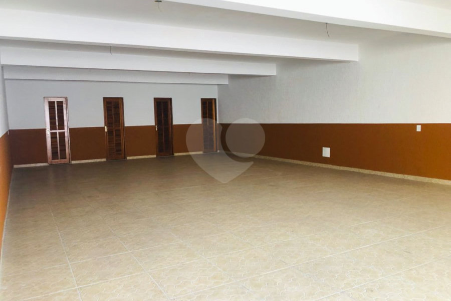 Casa à venda com 2 suítes no condomínio Residencial Guilhen, São Paulo - SP